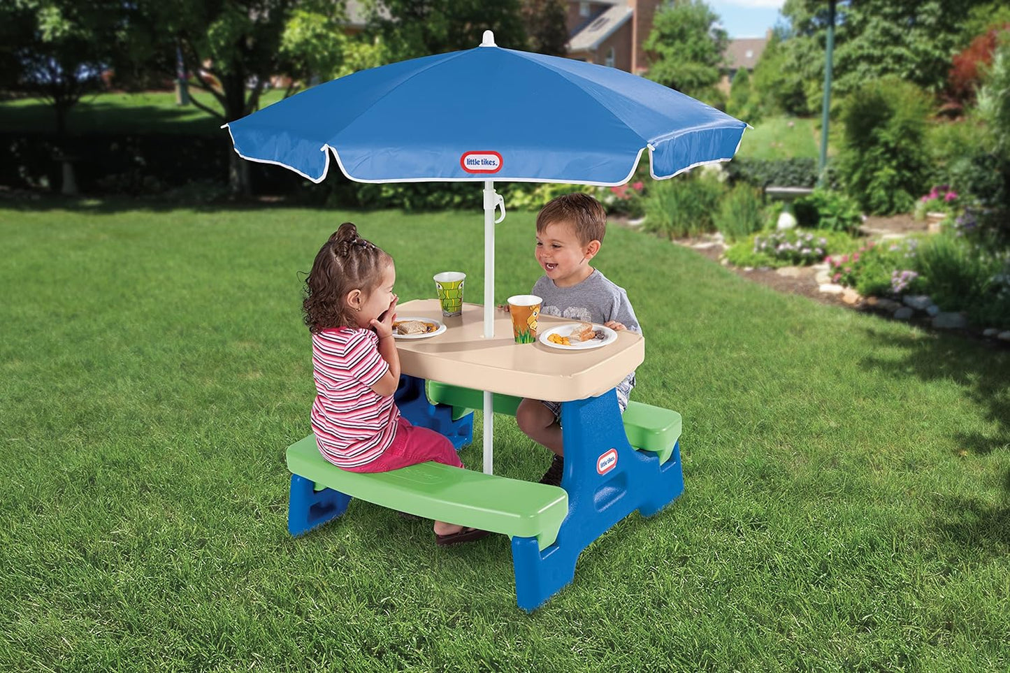 Mesa para Picnic con Sombrilla Little Tikes